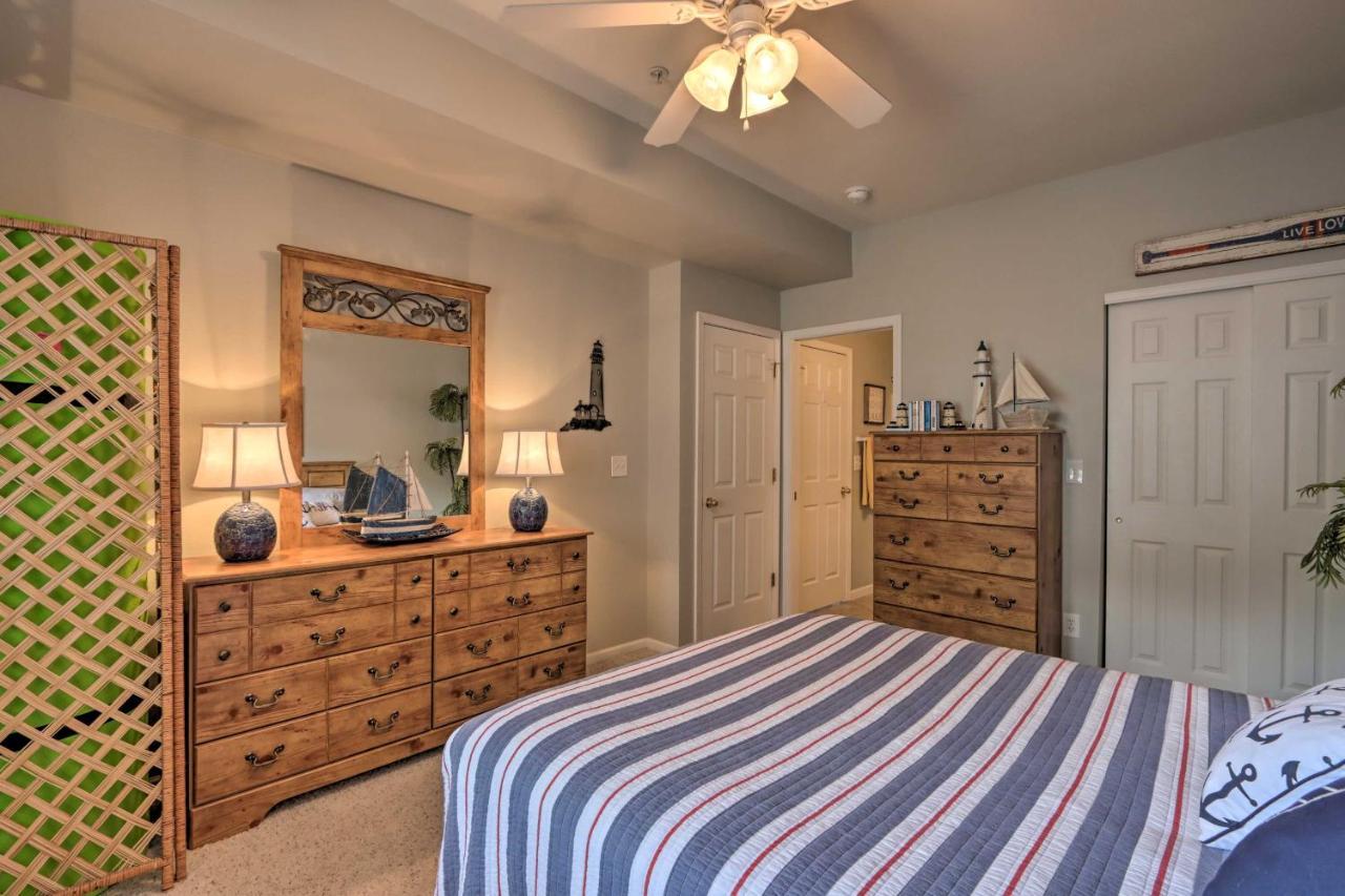 Lakefront Ozark Condo With Balcony And Seasonal Pool! Camdenton Ngoại thất bức ảnh