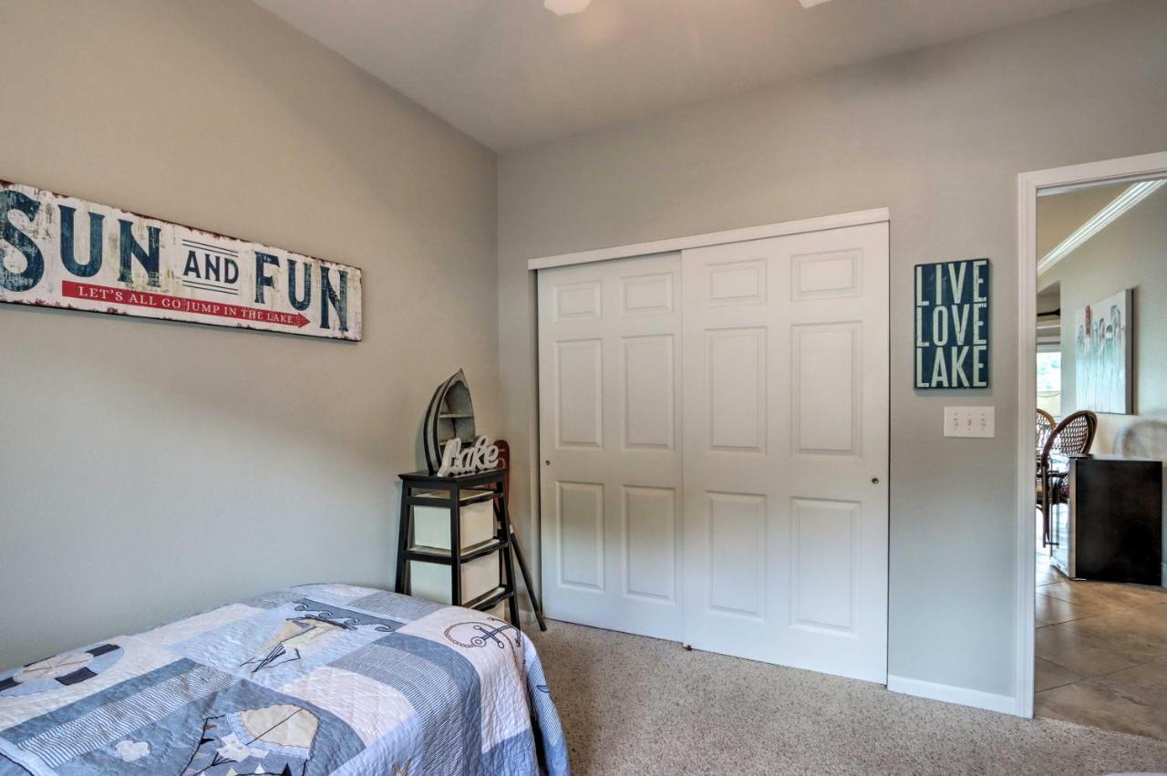 Lakefront Ozark Condo With Balcony And Seasonal Pool! Camdenton Ngoại thất bức ảnh