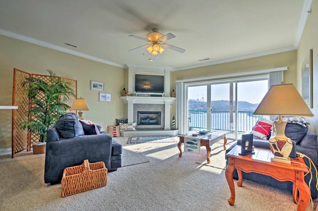 Lakefront Ozark Condo With Balcony And Seasonal Pool! Camdenton Ngoại thất bức ảnh